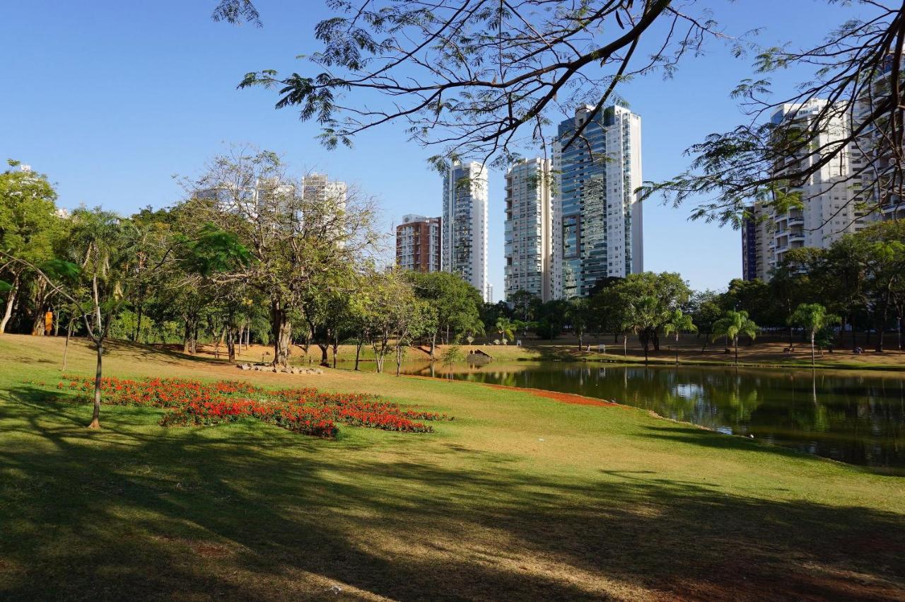 Cantinn Winner 6C Ap Luxuoso De 2 Q No Parque Flamboyant กัวยาเนีย ภายนอก รูปภาพ